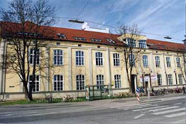 Altenburger-Dachdeckerei-Graz_Dachdeckung-mit-Creaton-Ziegel_Karl-Franzenz-Universitaet-Graz1